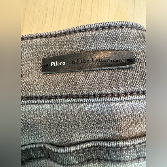 Anthropologie - Pilcro STET Midrise Jean Coal Grey- EUC! Size 26 - Picture 6 of 12